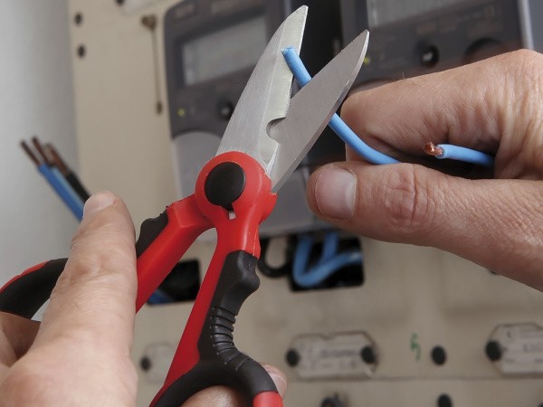 Ножницы для электроработ, применение Ножницы для электроработ, применение